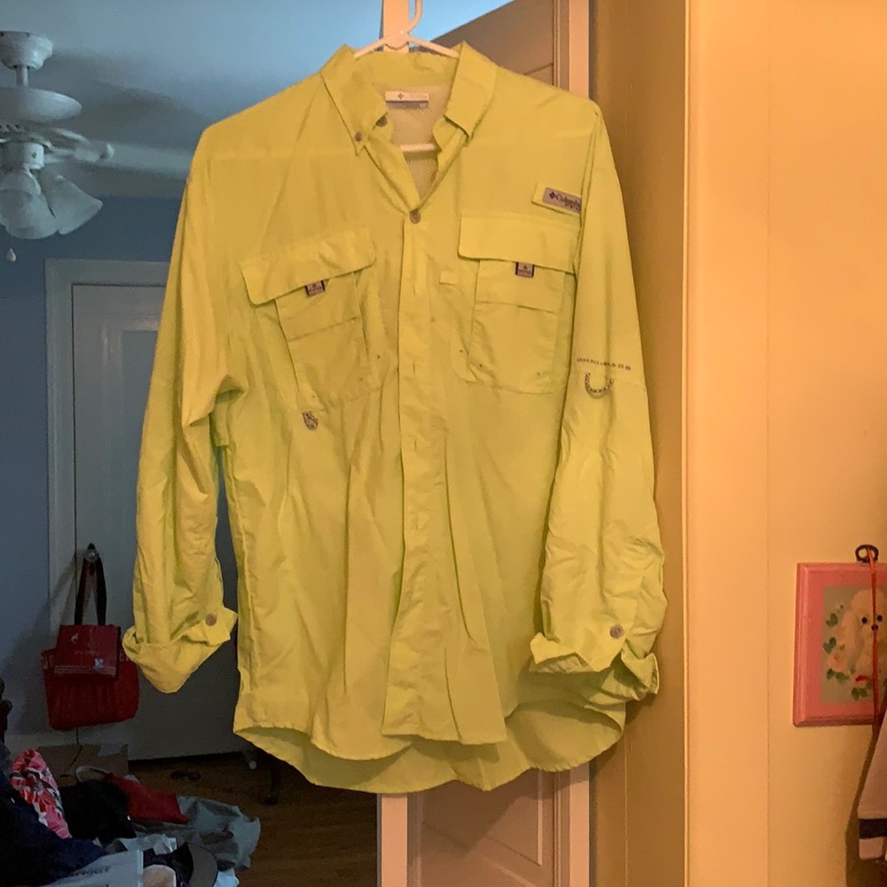 Columbia button up shirt. Size small, light green